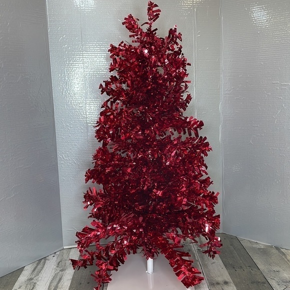 Red and green tensile Christmas trees. Approx 2 1/2 ft tall. Sits on metal base. - Picture 2 of 7